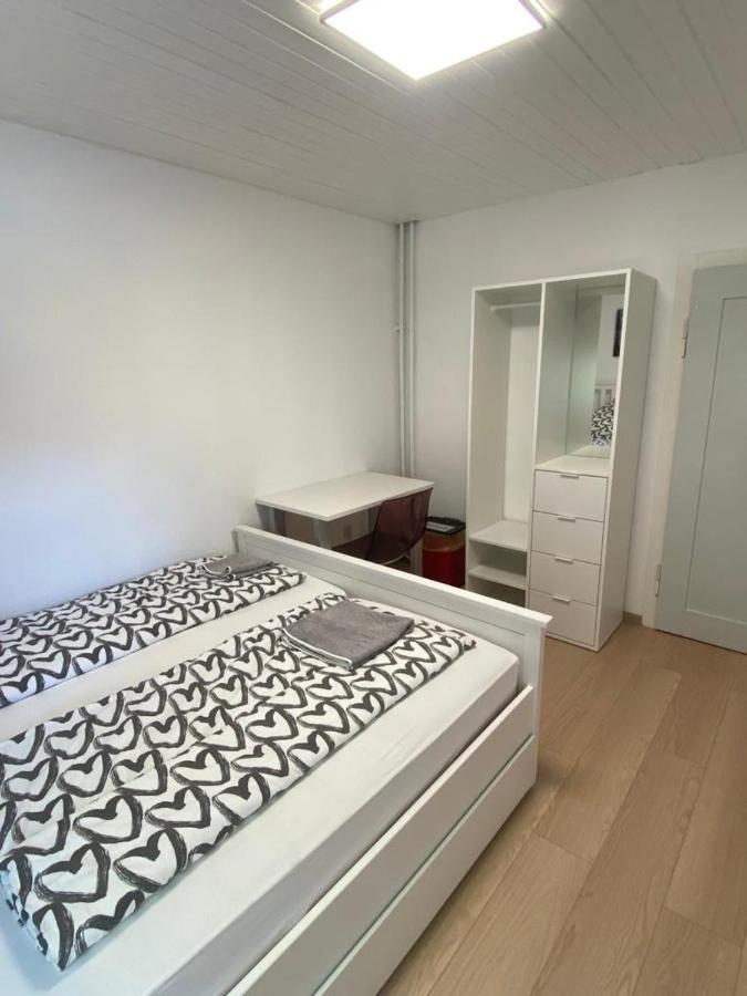 Haus *